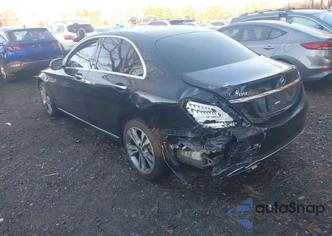 2020 Mercedes-Benz C 300 4Matic z USA, uszkodzony, nr VIN WDDWF8EB5LR545618